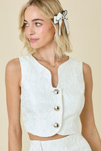 Load image into Gallery viewer, Textured Button Detail Top- white
