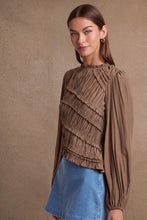 Load image into Gallery viewer, Mocha Ruched Long Sleeve Asymmetrical Hem Top
