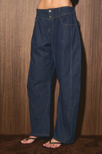 Load image into Gallery viewer, DK Denim Low-Rise Pinstripe Balloon Barrel Jeans
