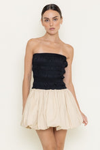 Load image into Gallery viewer, Smocking Black|Beige Dress

