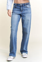 Load image into Gallery viewer, Mid Waist Loose Straight Jeans - Medium
