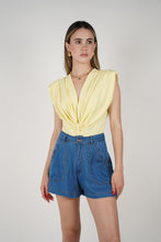 Load image into Gallery viewer, Scalloped Edge Denim Shorts
