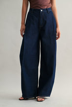 Load image into Gallery viewer, Dark Navy Pleat Detail Denim Pant
