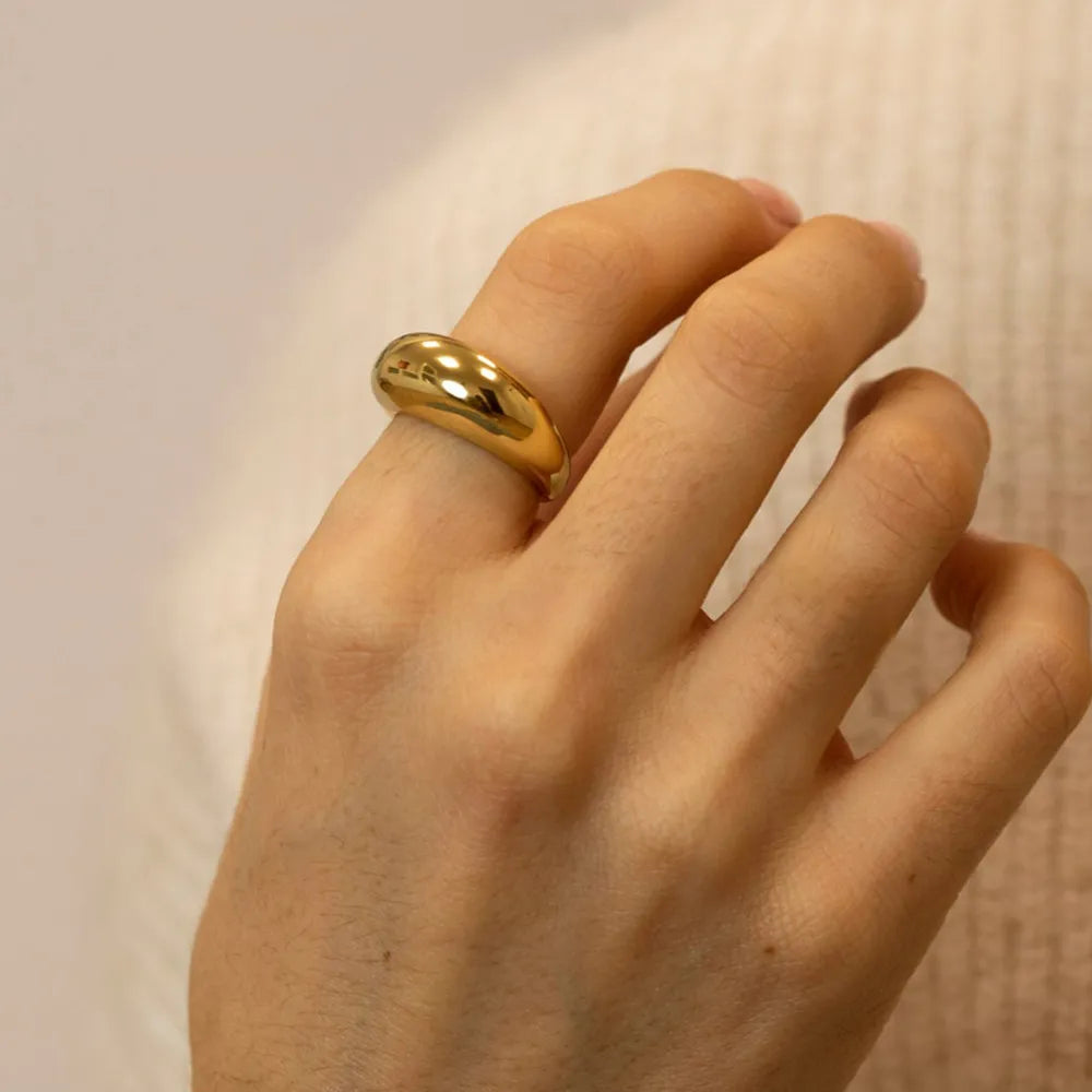 Avril Ring