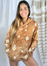 Load image into Gallery viewer, Daisy Oversized Hoodie
