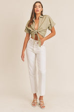 Load image into Gallery viewer, Linen Tie Top- Olive*
